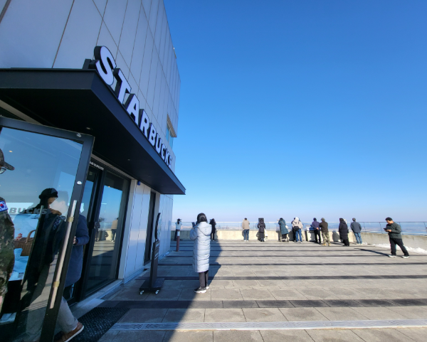 2024年12、NHK休戦ラインにSTARBUCKS店オープン 写真 2